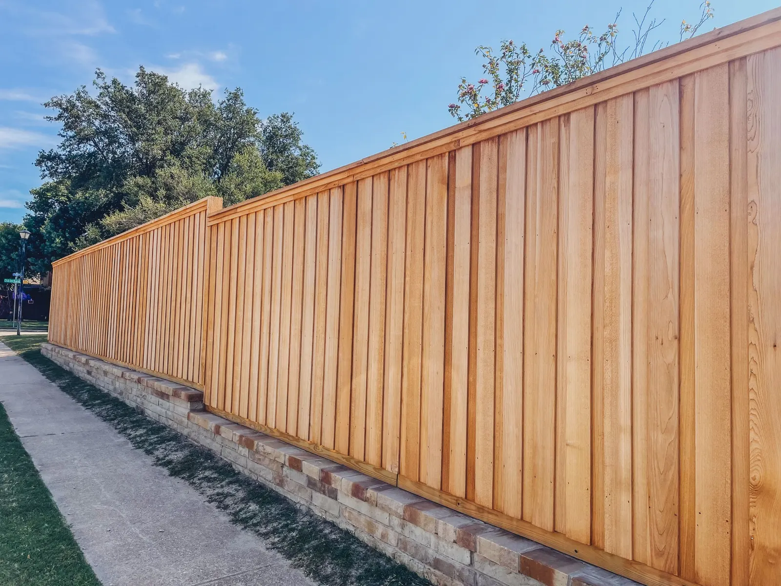 New cedar privacy fence installed in Columbia, Tennessee